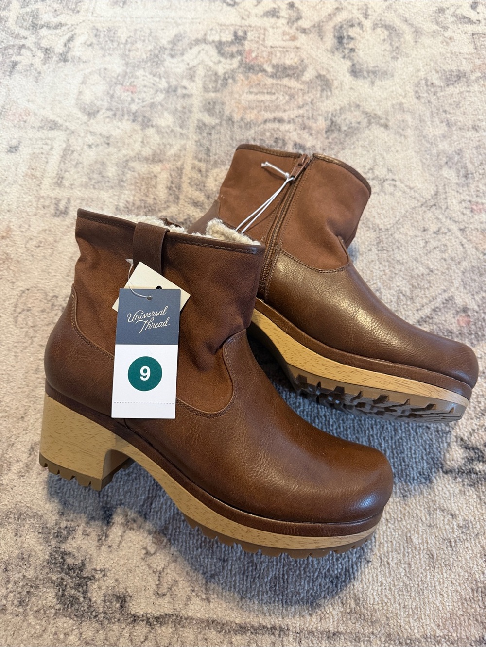 Universal Thread Brown Platform Lug-Heel Ankle Boots